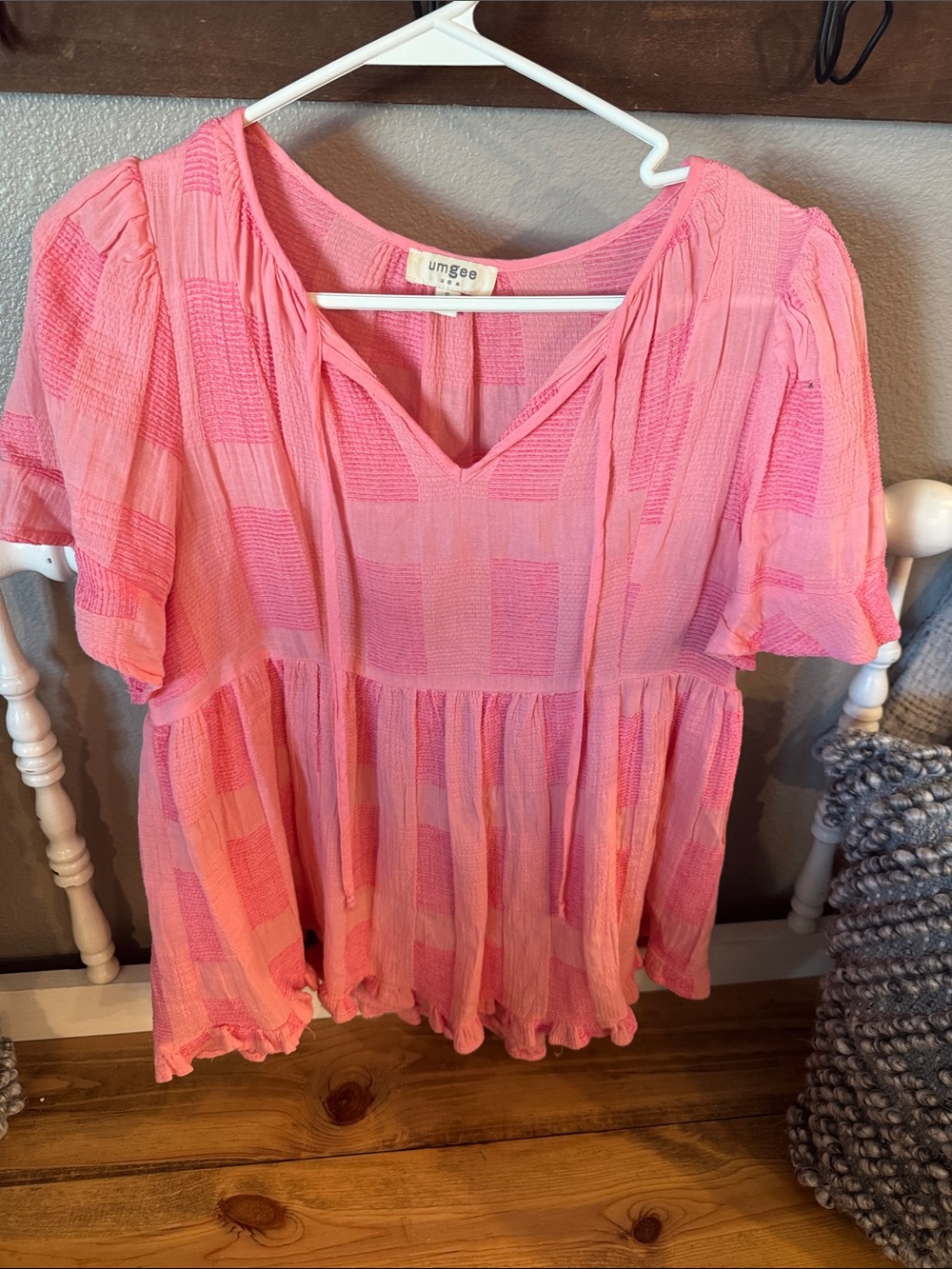 Umgee Pink Textured V-Neck Peasant Tunic